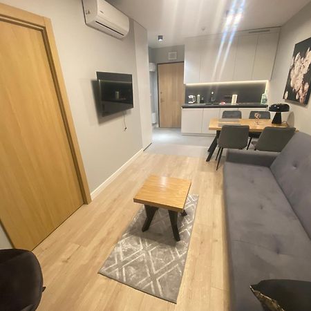 Wiktoryn 6 Piekne Nowe Apartamenty Z Duzymi Balkonami Varsovie Extérieur photo