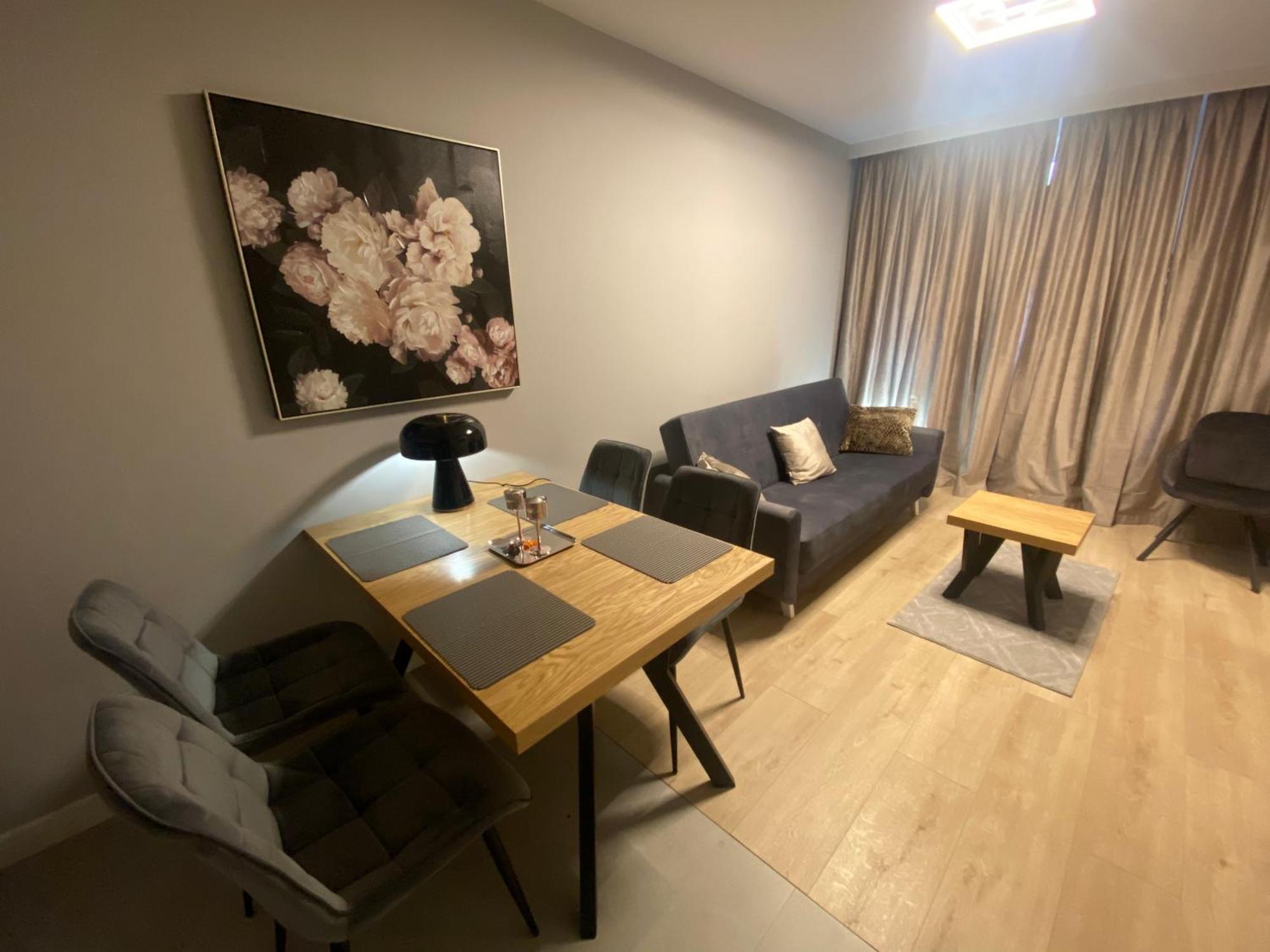Wiktoryn 6 Piekne Nowe Apartamenty Z Duzymi Balkonami Varsovie Extérieur photo